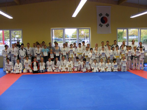 Gruppenbild der Teilnehmer