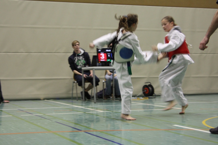 Anthea gegen Joelle Anthea gegen Joelle