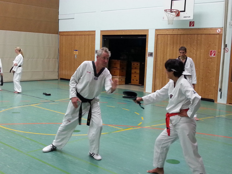 Gerald erklärt worauf es ankommt Gerald erklärt worauf es ankommt