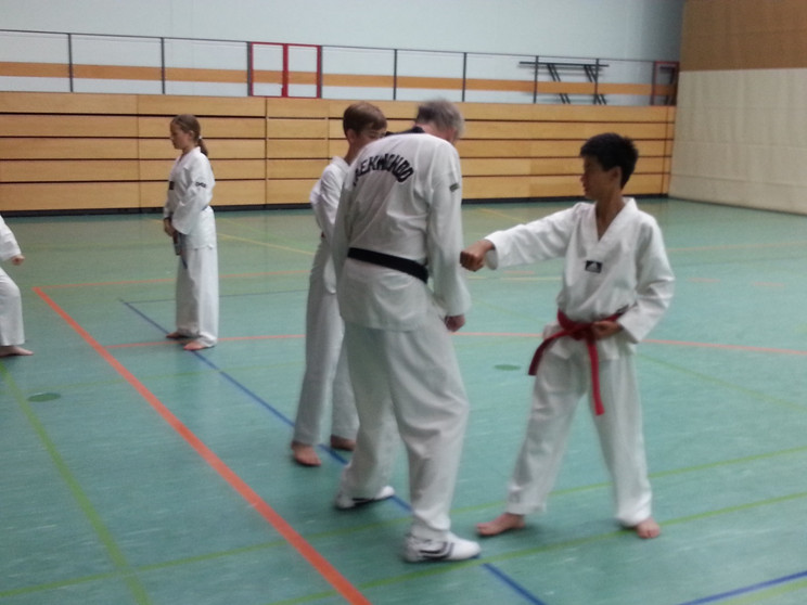 und immer wieder half Gerald weiter, wenn´s mal nicht klappte und immer wieder half Gerald weiter, wenn´s mal nicht klappte