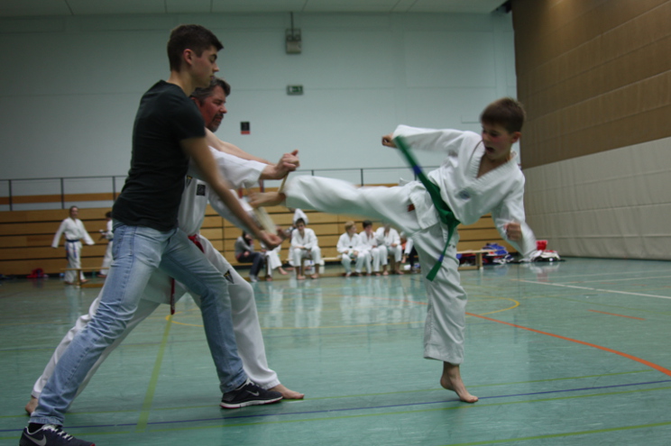 Prüfungsfach Bruchtest Yop Changi