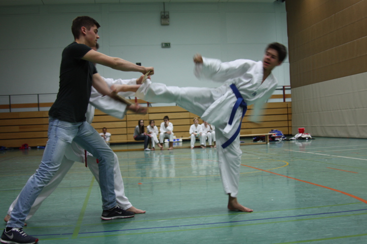 Prüfungsfach Bruchtest Yop Changi